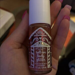 Bath and Body Works Roll On Glitter Charmin Cherry